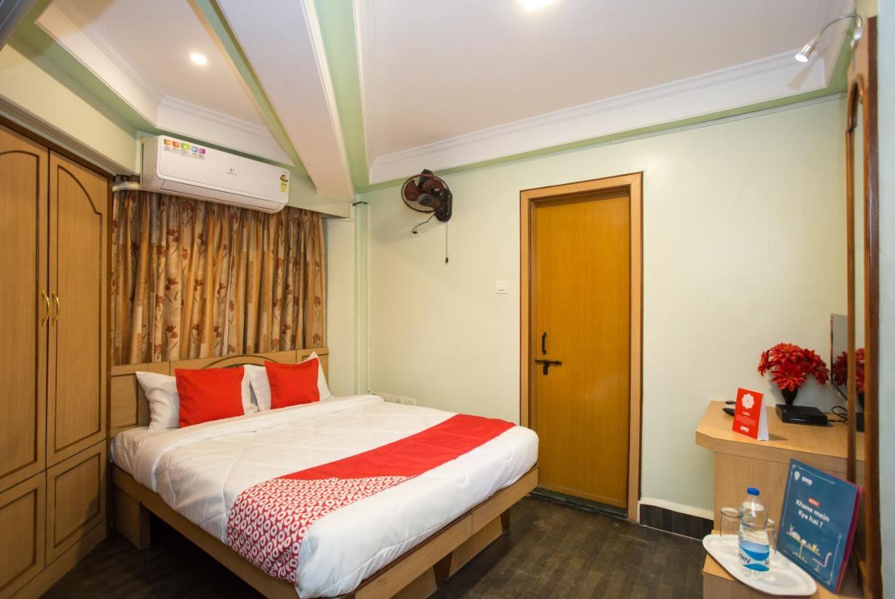 โอโย 11499 โฮเต็ล ปัทมากฤษณะ Hotel ปูเน่ ภายนอก รูปภาพ